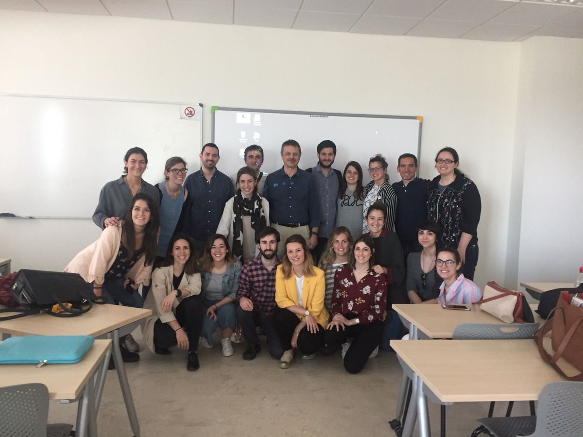 Fatimitaperezz's tweet photo. @UEuropea #masterprofesorado https://t.co/KPvNskbXOH