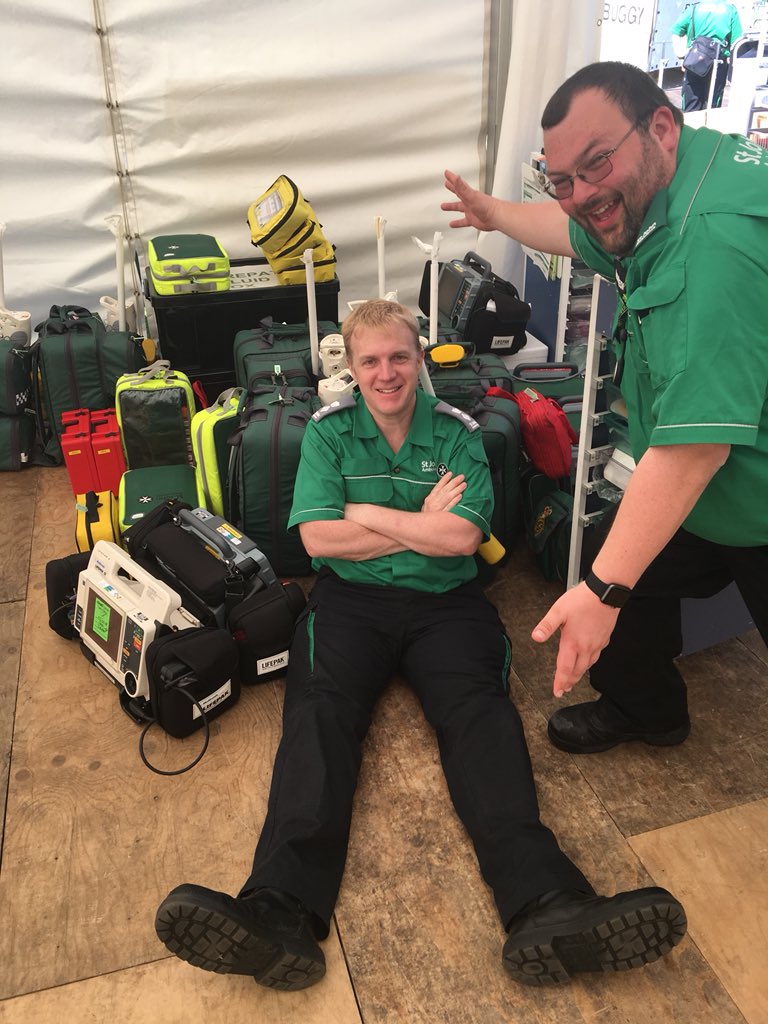 LaSR_Medicines's tweet photo. Now time to get these two back to york street along with all the kit #logistics #RunHackney #mysjaday #OneTeam https://t.co/Xd5ZYqaHpo