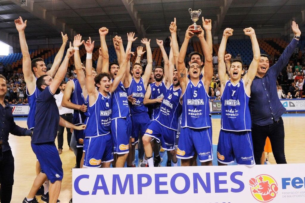Enhorabona <a href="/BasquetMenorca/">Hestia Menorca</a> por este ascenso a LEB PLATA!!! Brutal ambiente en el pavelló!!!#UnaillaUnequip #MadeinMenorca #Campeones