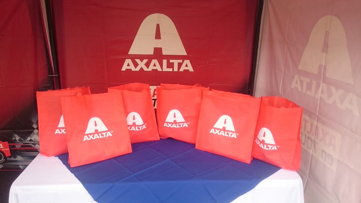 AxaltaLATAM's tweet image. #FelizDomingo amigos de Colombia...ya estamos con el @AutostokTeam en el Outlet CC Bima para un día lleno de emoción con el #TrackBattle... ¡Los esperamos!
#SoyAutostokTeam