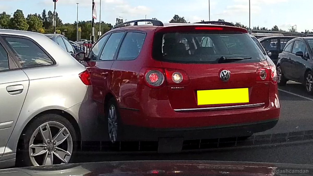 dashcamdan's tweet photo. Still around and going through 2018's #dashcamfootage to #upload 
I will be showing singular clips, from my seperate front &amp; rear facing #dashcam 
Also...the still image below was something I caught last week, you decide if they touched or not?! 🤔 #futurevideo #YouTube https://t.co/bfeex5tLGM
