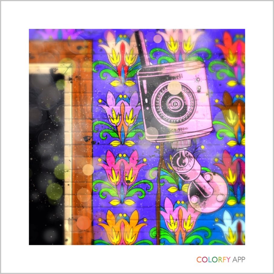 kingston1_0's tweet photo.    #colorfy #painteditmyself #coloringbook #cute  #love https://t.co/B3nUY0nDoZ https://t.co/Dvtbe0UWmd https://t.co/oMKFRPv7OA
