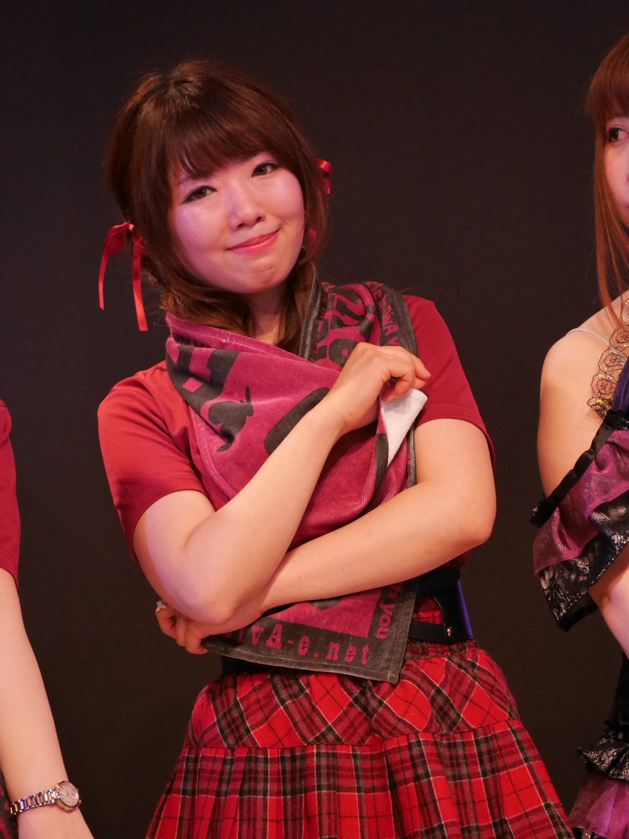 truncate_tiyozo's tweet photo. 川崎セルビアンナイト~ノースポートモールの2現場お疲れ様でした。セルビアンナイトのコラボは町田に比べてさらに進化してたしノースポートモールで今日披露した曲は今までにない雰囲気でしたがすごく素敵でした。雪さんとの一年ぶりのコラボは神でした。
#DivA4th
#DivAEffectProject
#汐川ほたて https://t.co/2AT03XJG8E