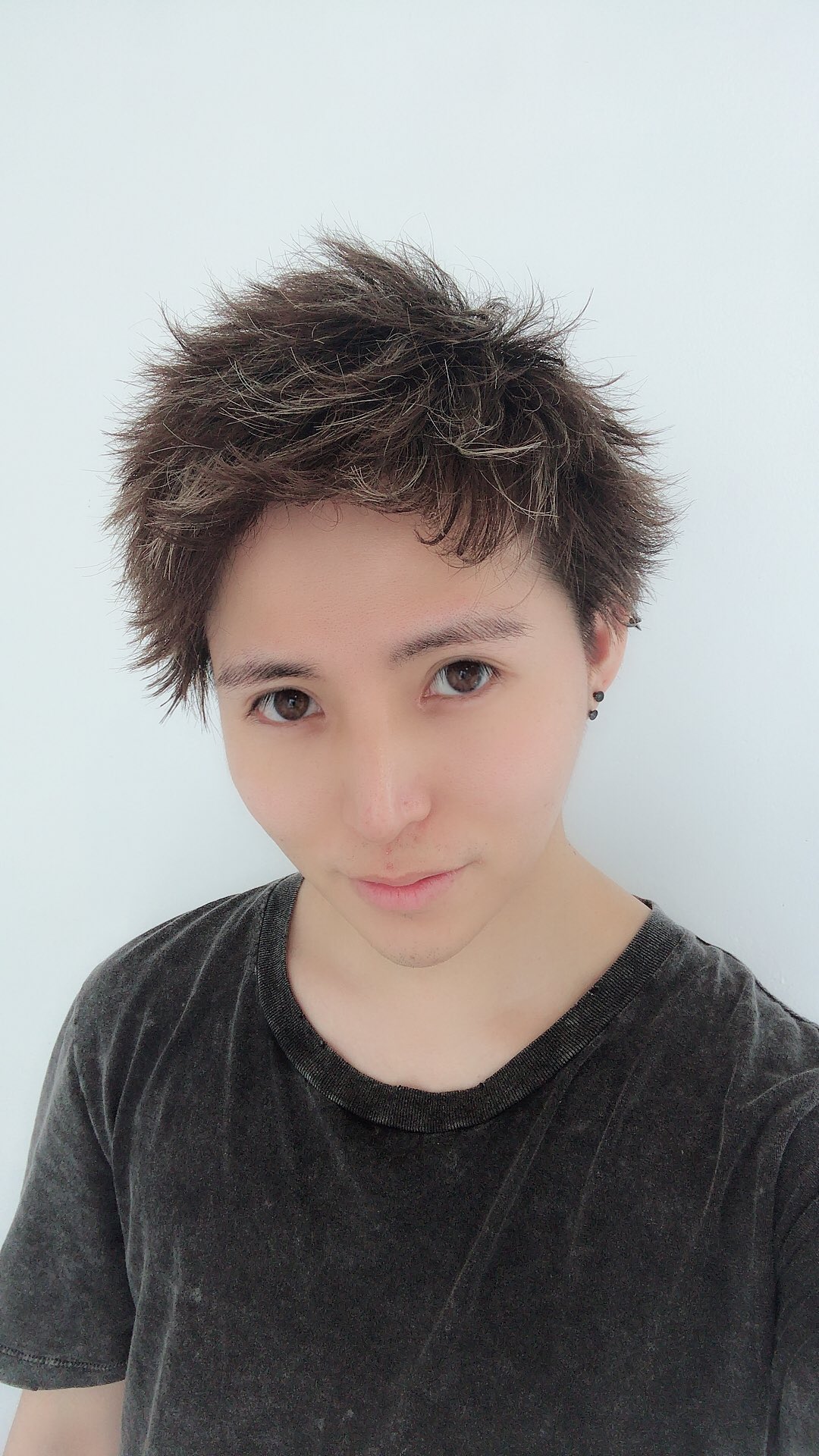 تويتر もるさん على تويتر 新カラー プライドメッシュベージュ めちゃくちゃ久しぶりにメッシュ したけど 個人的にここ最近でno 1でかっこいい 普通のカラーに飽きた人おすすめ T Co 3cwwea0ouz