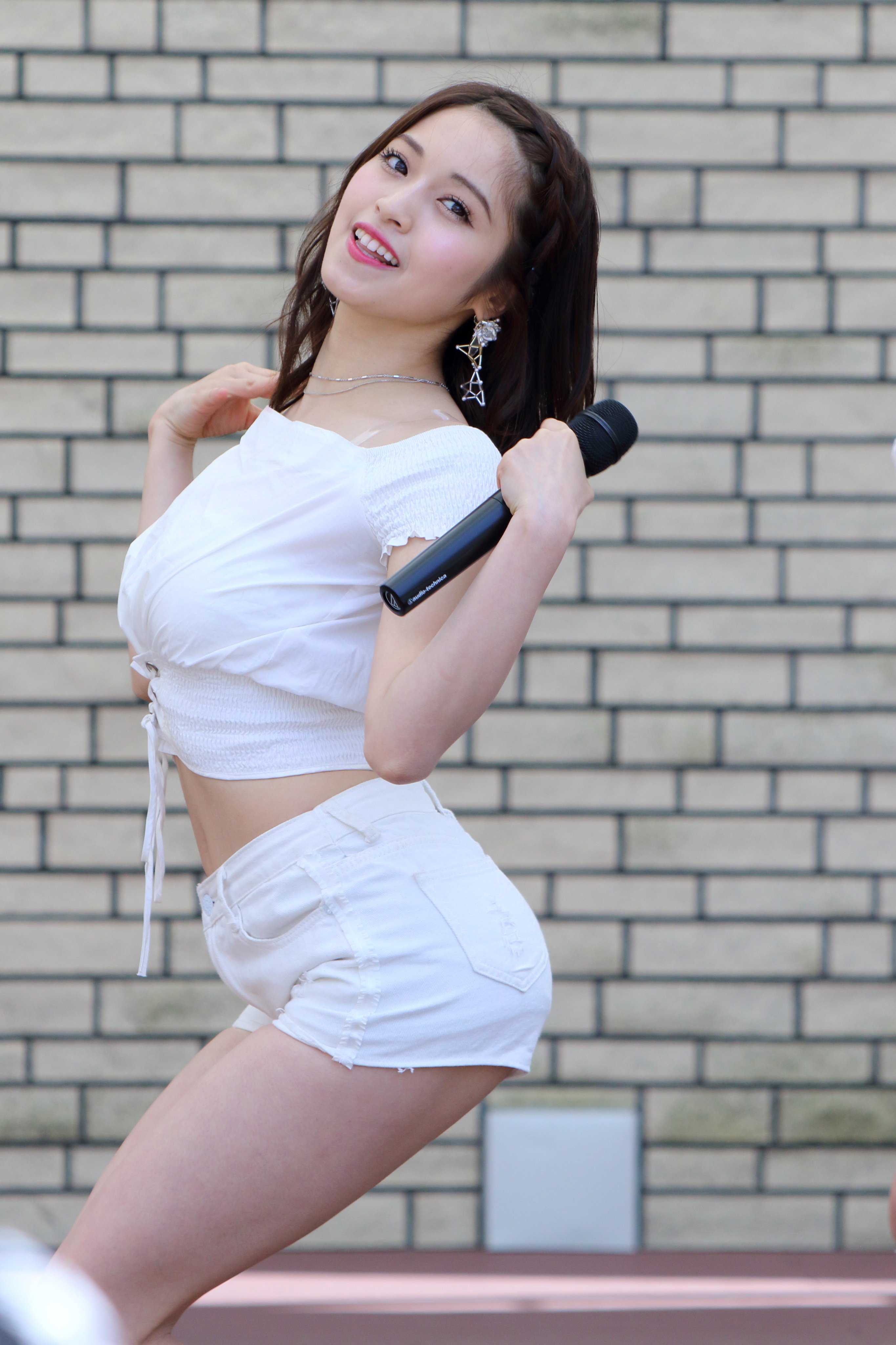 チェルシー　MIYU  / X