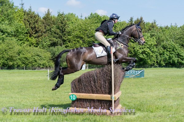 1st place in Intermediate section O with Graf Cavalier @Piggy_French at Rockingham Castle Horse trials <a href="/ProtexinEquine/">Protexin Equine</a> @DodsonHorrell <a href="/_Toggi/">Toggi</a> <a href="/ChampionSafety/">Champion</a> <a href="/Devoucoux/">Devoucoux</a> <a href="/falpro_tweets/">FALPRO</a> <a href="/LincolnEquest/">Lincoln Equestrian</a> <a href="/AnimalifeUK/">Animalife</a> <a href="/MediaHilary/">Manners Media</a>