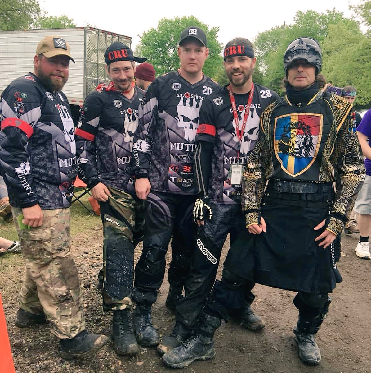 MutinyPaintball's tweet photo. Mutiny and Reaper sporting the best boots out there, at Living Legends. Born to out preform! @ShootUsoon @altai_gear #livinglegends #hangemfromtheyarm https://t.co/yILHBGYLpC
