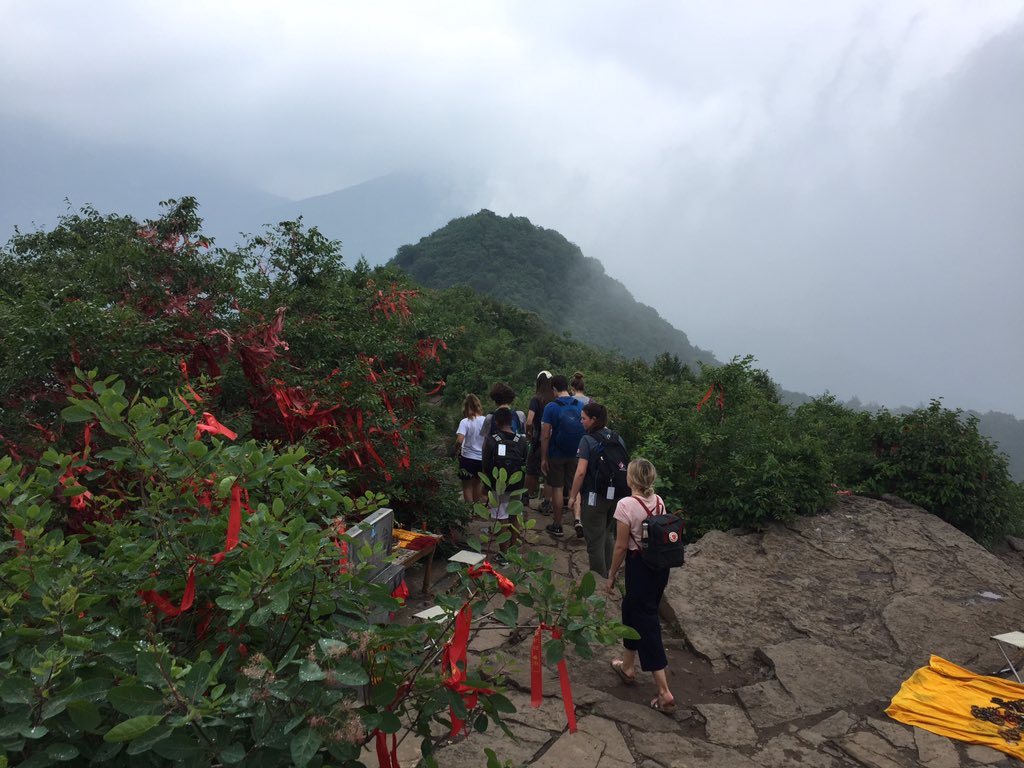 MsMBrooks's tweet photo. Day 10: Found our Zen at the Shaolin Temple. Had lunch and meditated with the monks, then hiked to the top of the peak for our last action packed day. #MulgraveChina is back to Beijing tomorrow and home the day after! Sad to say our trip is almost at an end... 🏞⛩ https://t.co/NdVxPn4FhG