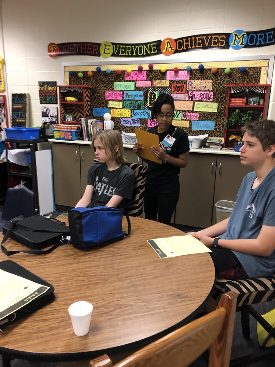 SannerBrandi's tweet photo. @JustinElbertPR did a GREAT JOB speaking to the students on Career Day Friday.  His presentation was very interactive and kept the students interested &amp; involved.  He told them such important things to keep with them as they plan their future. Thanks Justin!! #Promise2Purpose https://t.co/rTcmMuxVrk