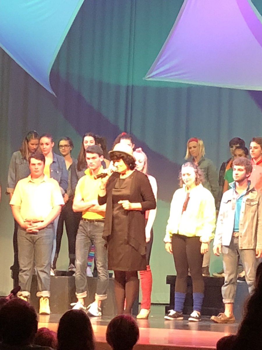Vogel_LMHS's tweet photo. Great Show Choir Showcase last night! #LCatPride https://t.co/297NzZiX6k