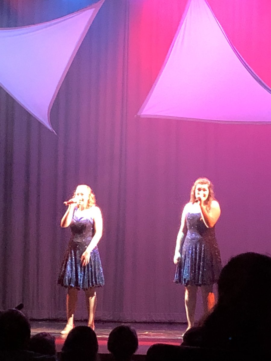 Vogel_LMHS's tweet photo. Great Show Choir Showcase last night! #LCatPride https://t.co/297NzZiX6k
