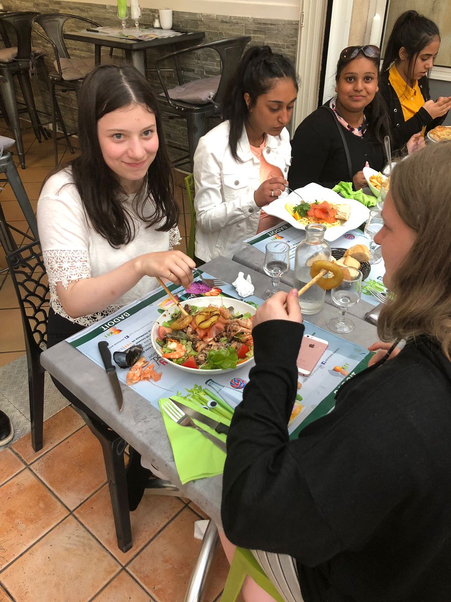 BellahoustonML's tweet photo. The last meal in Marseille. Great to see some healthier/ more adventurous meals being ordered by some. https://t.co/Z5IFvr1Qgp