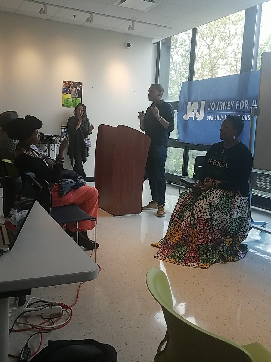 CEJNYC's tweet image. Simultaneous translation in use at the @J4J_USA conference. #LanguageJustice is a part of #EducationJustice #J4JConf2018 #WeChoose #Education4Liberation