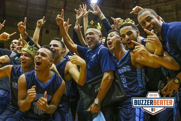 _nathanieel's tweet photo. Mi trabajo ya está hecho, cuatro años de mucho sacrificio y al final del día se consiguieron los resultados. Gracias al baloncesto por regalarme una familia como esta. Los colores azules no los llevaré más dentro de la cancha pero siempre estarán conmigo. ¡SOMOS CAMPEONES LAI! https://t.co/fIJewkUy68