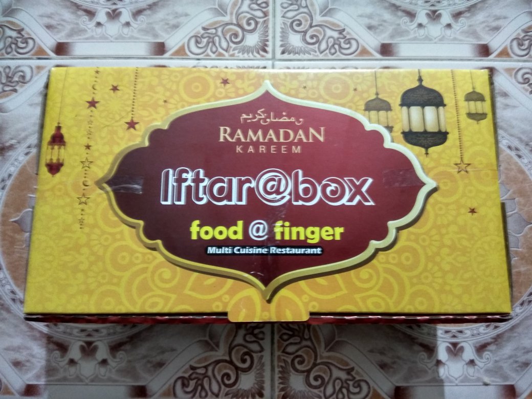 realpandakutty's tweet image. #iftarbox from Food@Finger. @thangamagan100 @OnlyThenila @Chuttiponnutwt @Itz_aishu