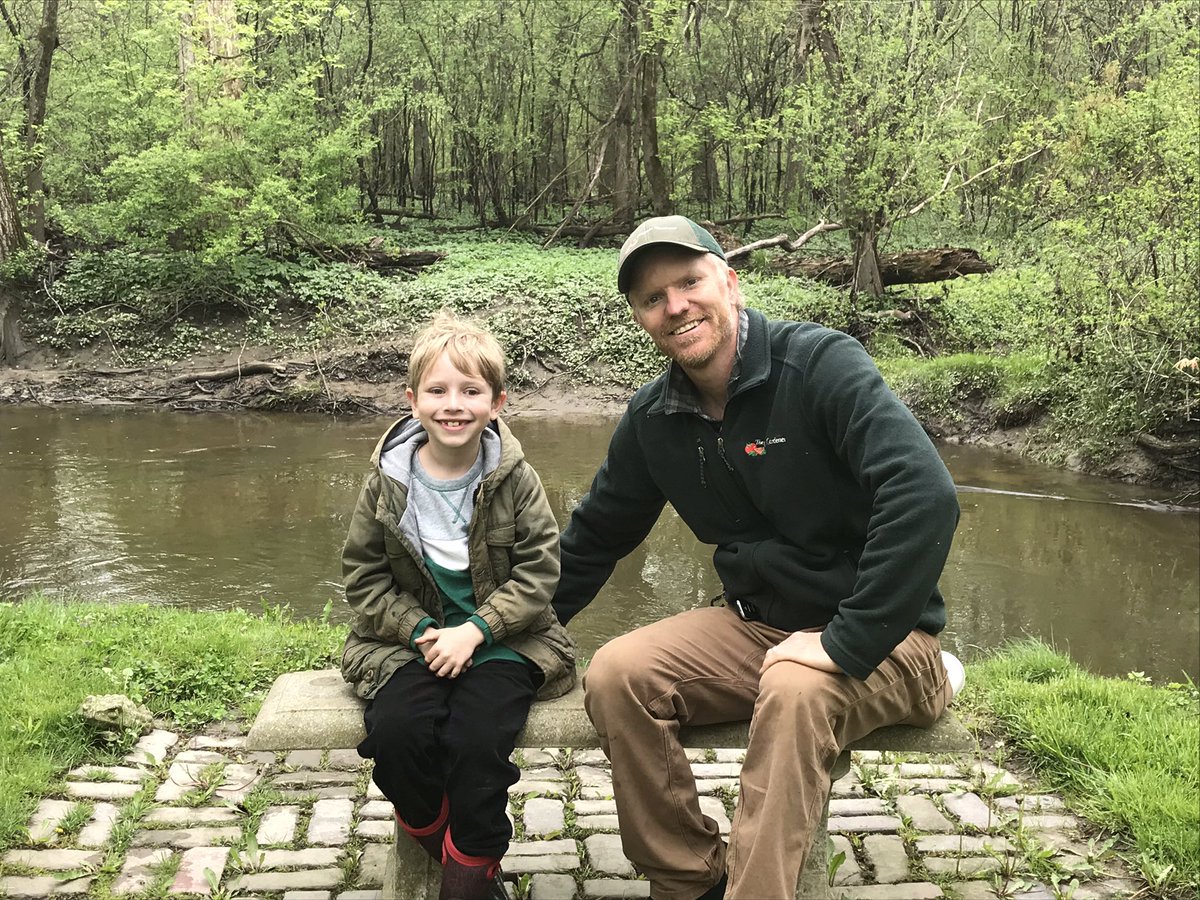 natepodcasts's tweet photo. Had an great day yesterday at @TOGgardens talking to Verd about organic farming for ep. 60! Thanks for letting me help with the planting! https://t.co/daMlfHI6xK