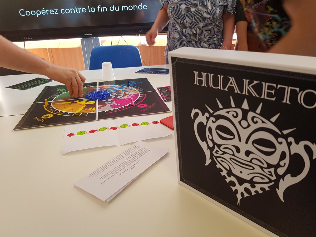 EduGameJamIDF's tweet photo. Le plateau de jeu #Huaketo : quand les Mahori ont colonisé Mars. #EduGameJamIDF https://t.co/1zysAuuRrn