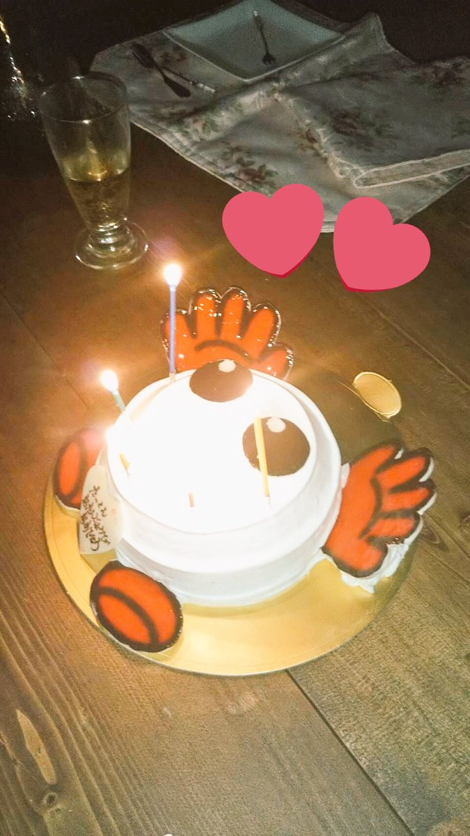 DurtyMonky's tweet photo. そー言えば…
５月１９日は、彼氏の誕生日だったので、ウチで誕生日会をやりましたぁ〜😌🤟💓
私が作ったディナーを美味しいと言って食べてくれて嬉しかったぁ〜☺️😍❣️
２３歳おめでとぉ〜🎊🎉🍾😌💓
これからも、一緒に思い出作って行こうね〜😘💞 https://t.co/wNxzWpCoZ7
