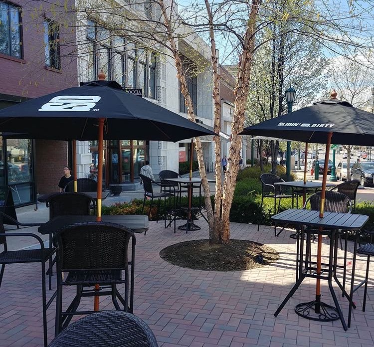 Slidin_Dirty's tweet photo. Have you seen our new patio set up at Schenectady Slidin' Dirty? Don't miss out and enjoy some sliders and our new set up!! #SchenecDirty #Slidin'Dirty https://t.co/BkGetESXfd