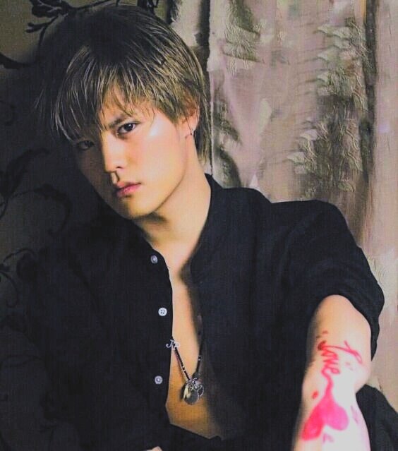 A159258357's tweet photo. けーとふぁーざぁー(���一さん)
誕生日おめでとうございます！🎊
カウコンのときテレビ目の前にして岡本親子みてます笑
次のカウコンも期待してます！！ https://t.co/IJqWv9rofH