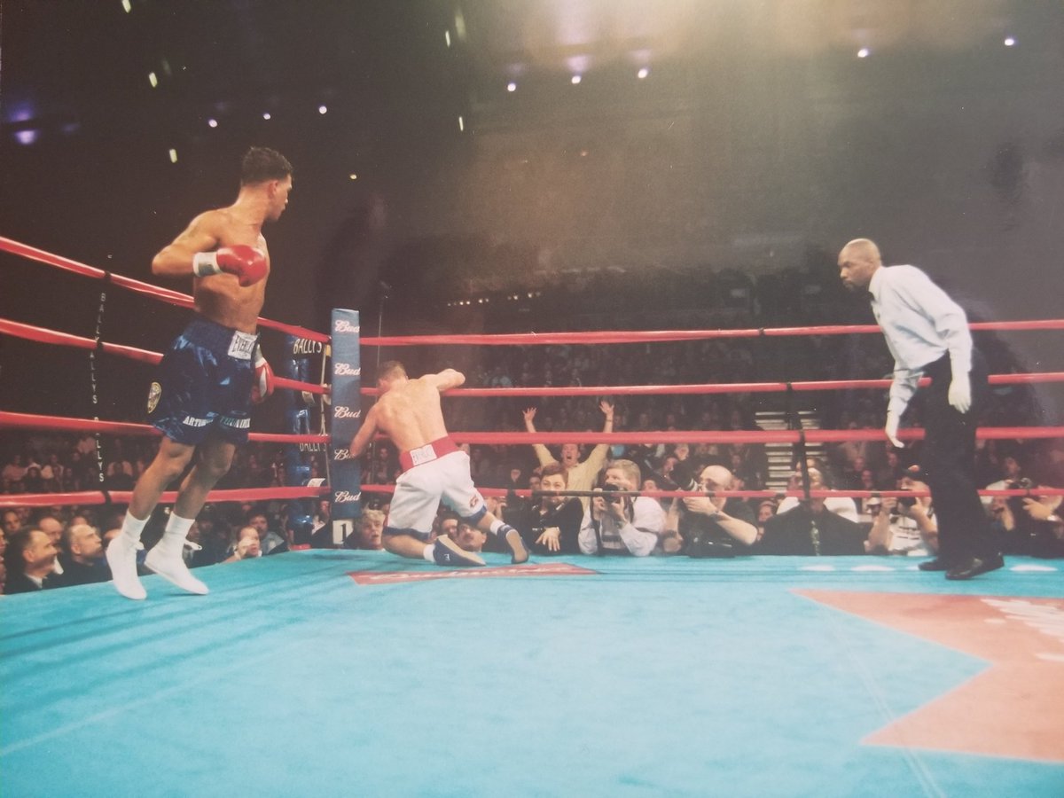 MarkWal10835787's tweet photo. @LennoxLewis My brother and friend Referee The Late Earl Morton. https://t.co/oZdVFFnqdP