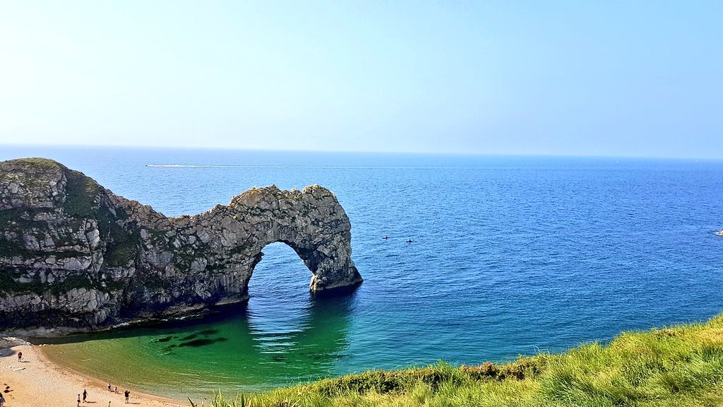 "Wow that is literally so peng!" 

<a href="/Emanuel_Geog/">Emanuel Geography</a> GCSE enjoying an early morning trip to #DurdleDoor and #lulworthcove