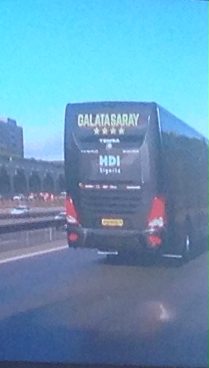 Alemin kralı geliyor 😍💛❤️⭐️⭐️⭐️⭐️🏆 #ŞAMPİYONGALATASARAY