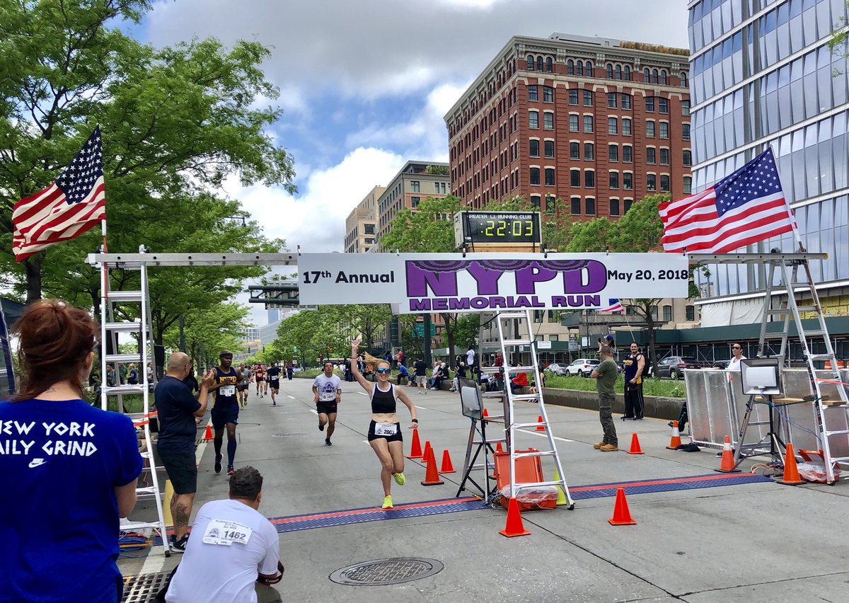 emaiuolo's tweet photo. #allthefeels at the #nypdmemorialrun 5k this morning!! I had missed running in the #westsidehighway since the 2017 #unitednychalf... that was FUN!!!! #findyourtime! AG win! Fully outfitted by @Avia_Official FTW ❤️ https://t.co/PWT4g5wvro