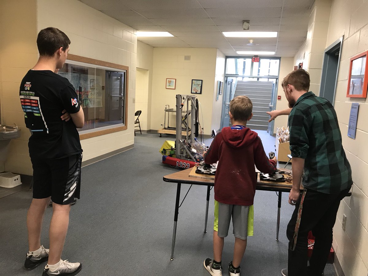 frc1922's tweet photo. Oz Ram participated in Fun Fair this weekend. Students learned about First opportunities that they can be a part of, and some had the chance to drive the robot. #firstrobotics #OMGrobots @FRCTeams @FIRSTweets @JSRHS_PLTW @jsrhs03281 https://t.co/U55Bpc4Bai