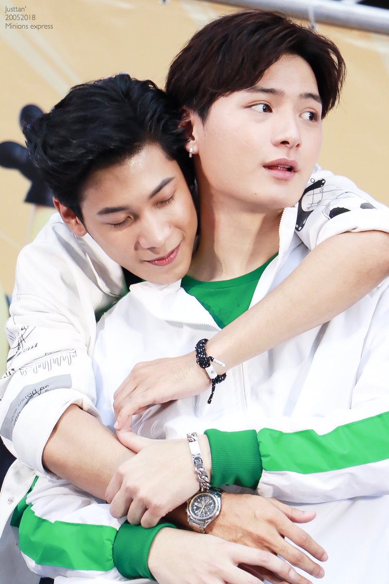 justtan_s's tweet photo. นี่ฉันไปทำอะไรตรงนั้นอ่ะ ถ่ายพรีเว็ดดิ้งหรอ ;-------------;❤️
#MinionsExpress #ทีมพีรญา #SingtoKrist https://t.co/m5IIcfE9U6