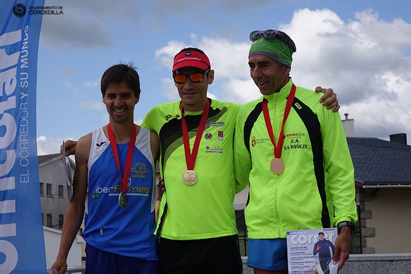 AytoCercedilla's tweet photo. Enrique Meneses se corona de nuevo en #Cercedilla como campeón de Madrid de carreras de #montaña junto a la belga Charlotte Cotton.  Antonio Juan Barceló y Esther Ramos ganadores de la carrera popular. https://t.co/48OOWyJkML