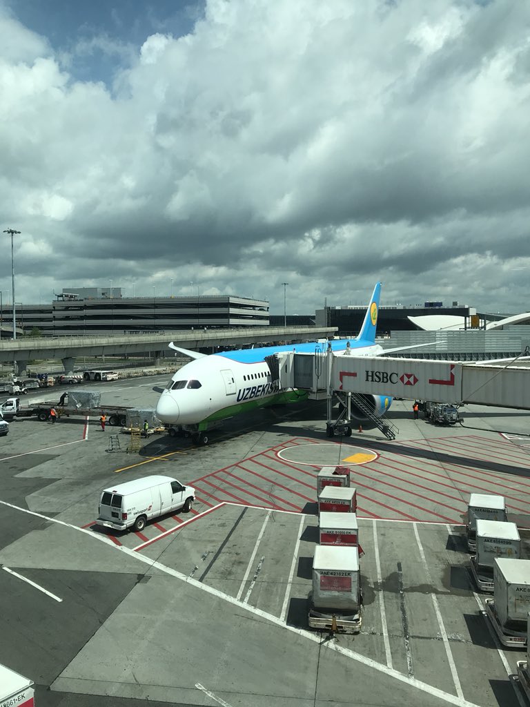 MundoAviacion's tweet photo. Ahora mismo desde el jfk https://t.co/EgqFwwmP7X