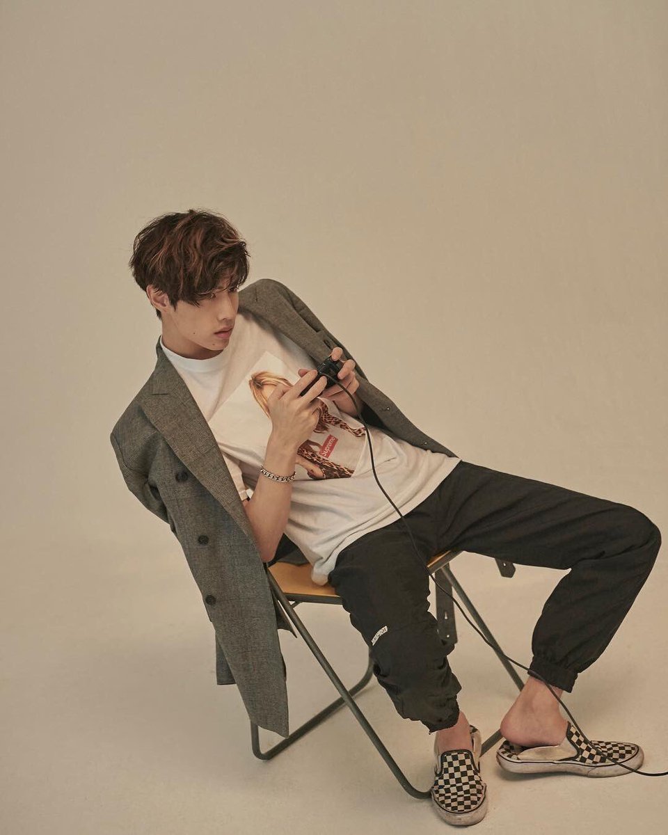 마크 전신봇 (@marksbody) / Posts / X