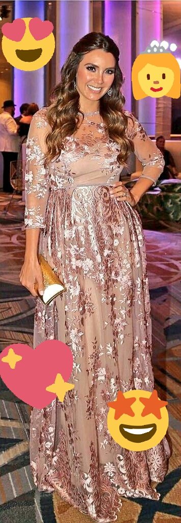 PERLEVY's tweet photo. Wow!!! Siempre Bellísima y ELEGANTE @Elygutierrez19 ademas d #solidaria y predispuesta a #colaborar en todo!! 💕🤗 Anoche en la gala d @StJude #stjudegalamiami #stjude #elizabethgutierrez #walutv https://t.co/ksjW1Ea2Cf
