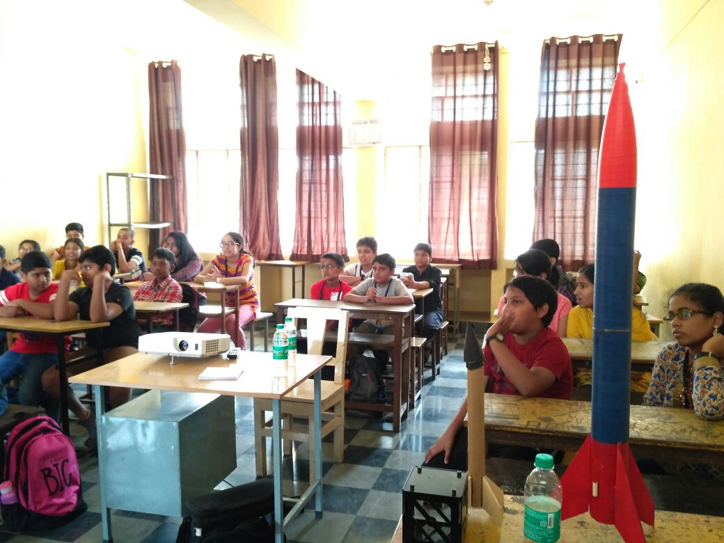 sassurender's tweet photo. We have organized Rocket Science workshop for kids at Bangalore.The Hindu English Daily has hosted this Summer Science Camp @ Bangalore. @Official_OSF in association with Hyoristic Innovations has facilitated sessions.
#OpenSpaceFoundation #InnovateYourSpace #OpenScienceCenter https://t.co/PivCYaMYXf