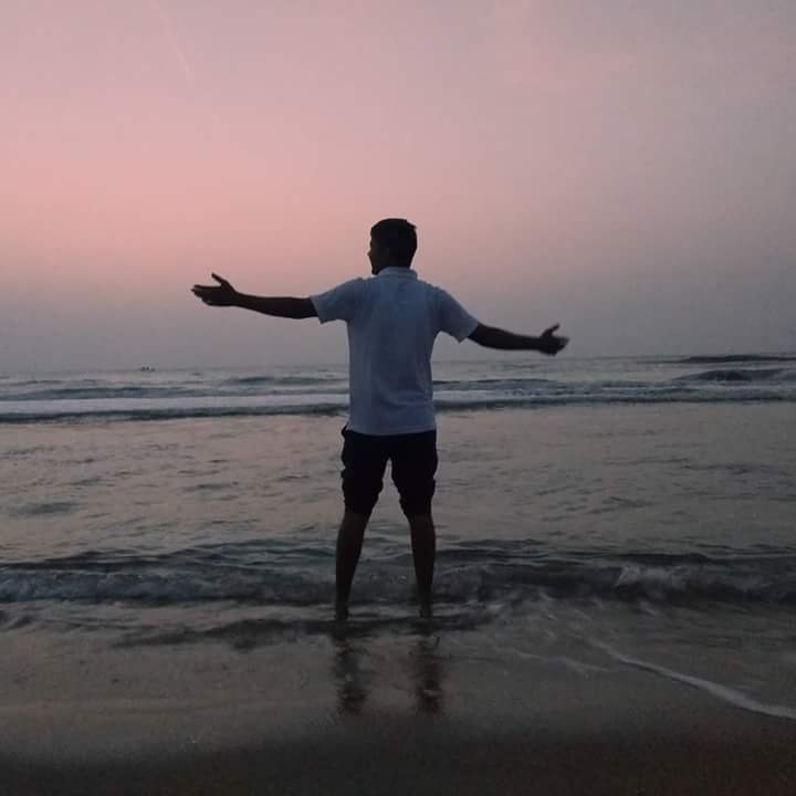captmanish563's tweet photo. #sunrise🌅 #naturephotography #seamen #sealovers #adventure #goodmemories❤️ #naturelover #sun #seapicture #AT #ECRBEACH
#make #memories #piceditor #picoftheday #followforfollow #followme #follow4follow #followmeback #twitter #goodtime #lovely #SunriseFord150 https://t.co/yopNH8v2RX