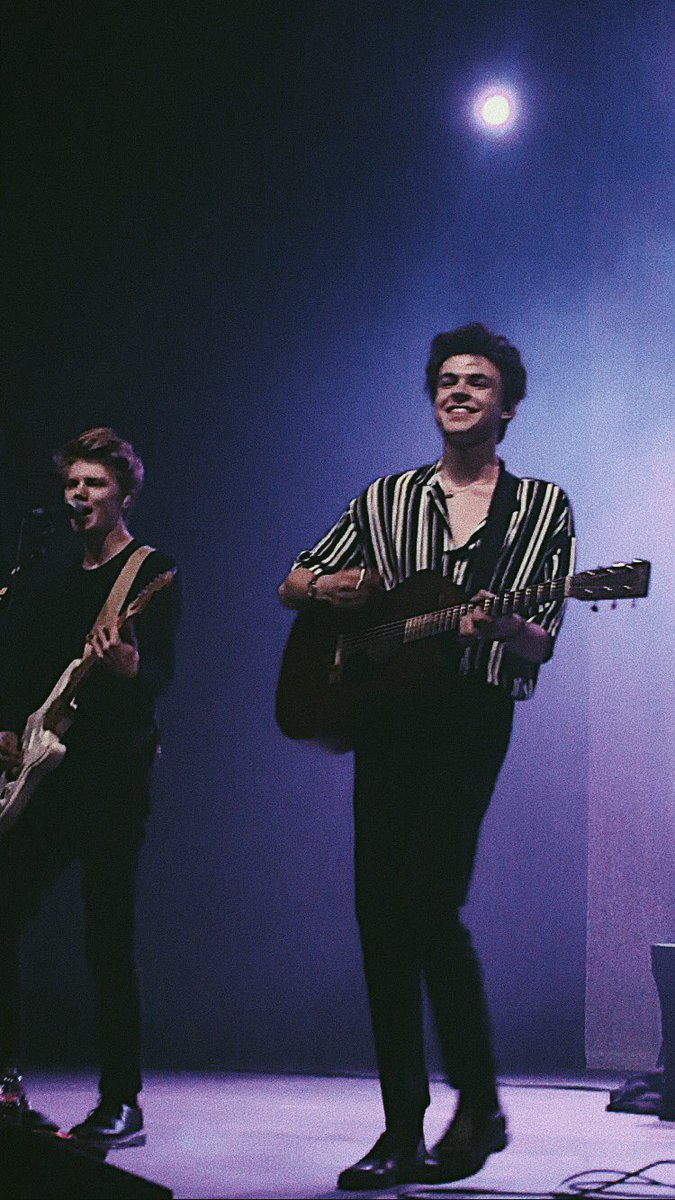 Brechtenflo's tweet photo. Some pictures I took of @NewHopeClub in Amsterdam and Cologne, I’ve had the best time:) https://t.co/ZO0b6hTPDk