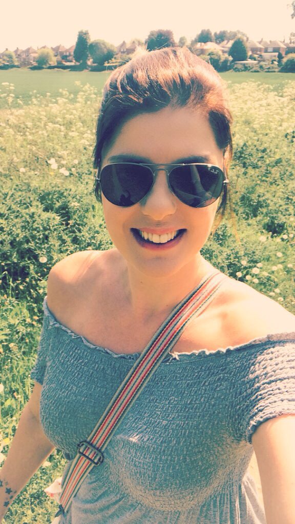 CritCareKirst's tweet photo. Great weekend off! Lovely family time. 💙 Huge shout out to all my amazing colleagues working this weekend and all the #nhsworkers giving up their weekend to help others! #amazingpeople #beautifulsummerdogwalk #criticalcarenurse #rareweekendoff https://t.co/uY3HA8dIth