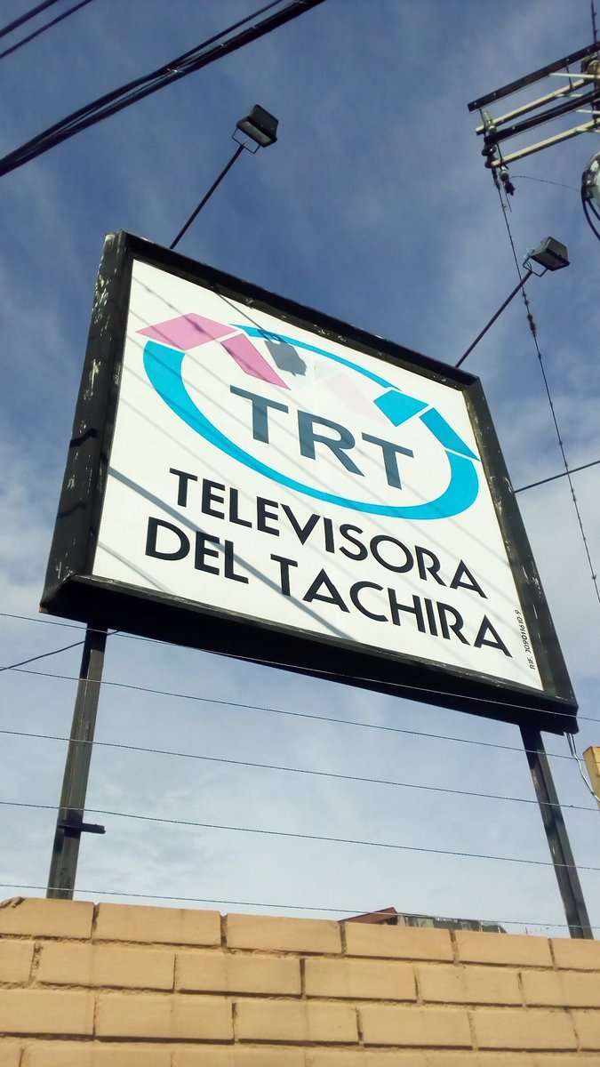 angelobarroeta's tweet photo. Domingo de operativo electoral #TachiraDecide desde @trtcontigo junto a todo el equipo técnico, periodistas y producción junto a @eymarfuentes1 #Elecciones2018 https://t.co/jo643E03Hf