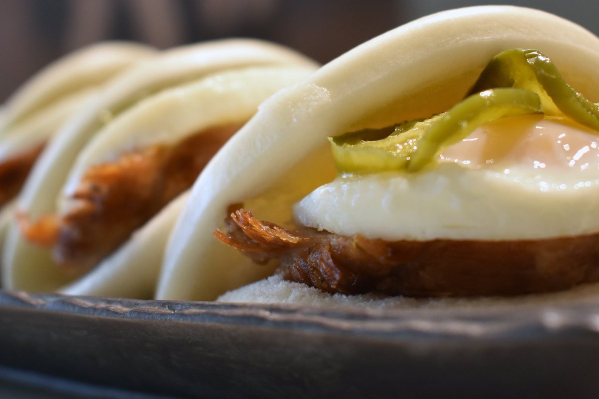 SlurpingTurtle's tweet photo. Breakfast Bao — steamed lotus bun with pork belly, a sunny egg, & hollandaise. #breakfastbao #brunch #sundayfunday https://t.co/ve7JJmRyNH
