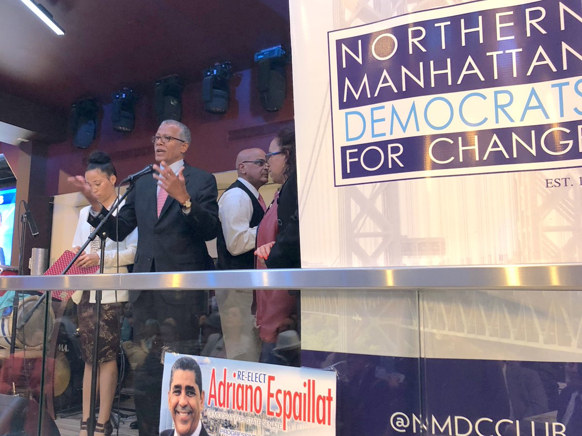 RJackson_NYC's tweet image. Great time visiting with members of @nmdcclub - lots of fun, friendship and selfies. Together we can make our city fairer and our future brighter. #DemocraticUnity #SiSePuede