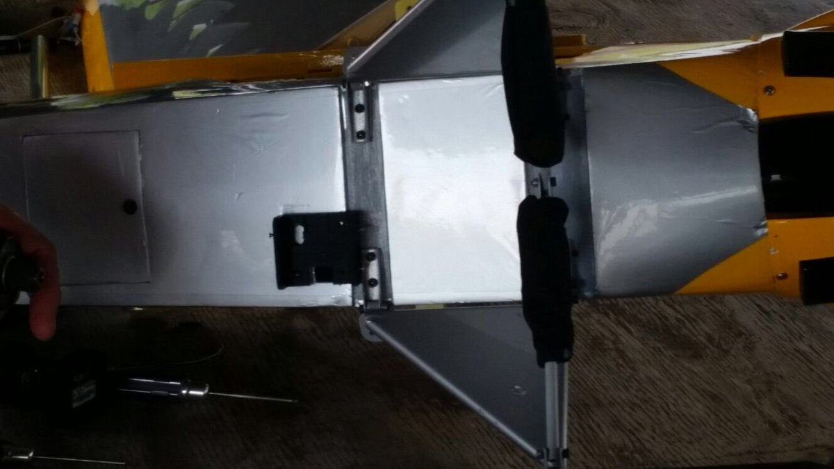 missFerrerW's tweet photo. The storm is coming. Waiting to fly our airplane. #heavyrain #collectingdata #magnav @InfiniteDMSO https://t.co/V3T9KngIuw