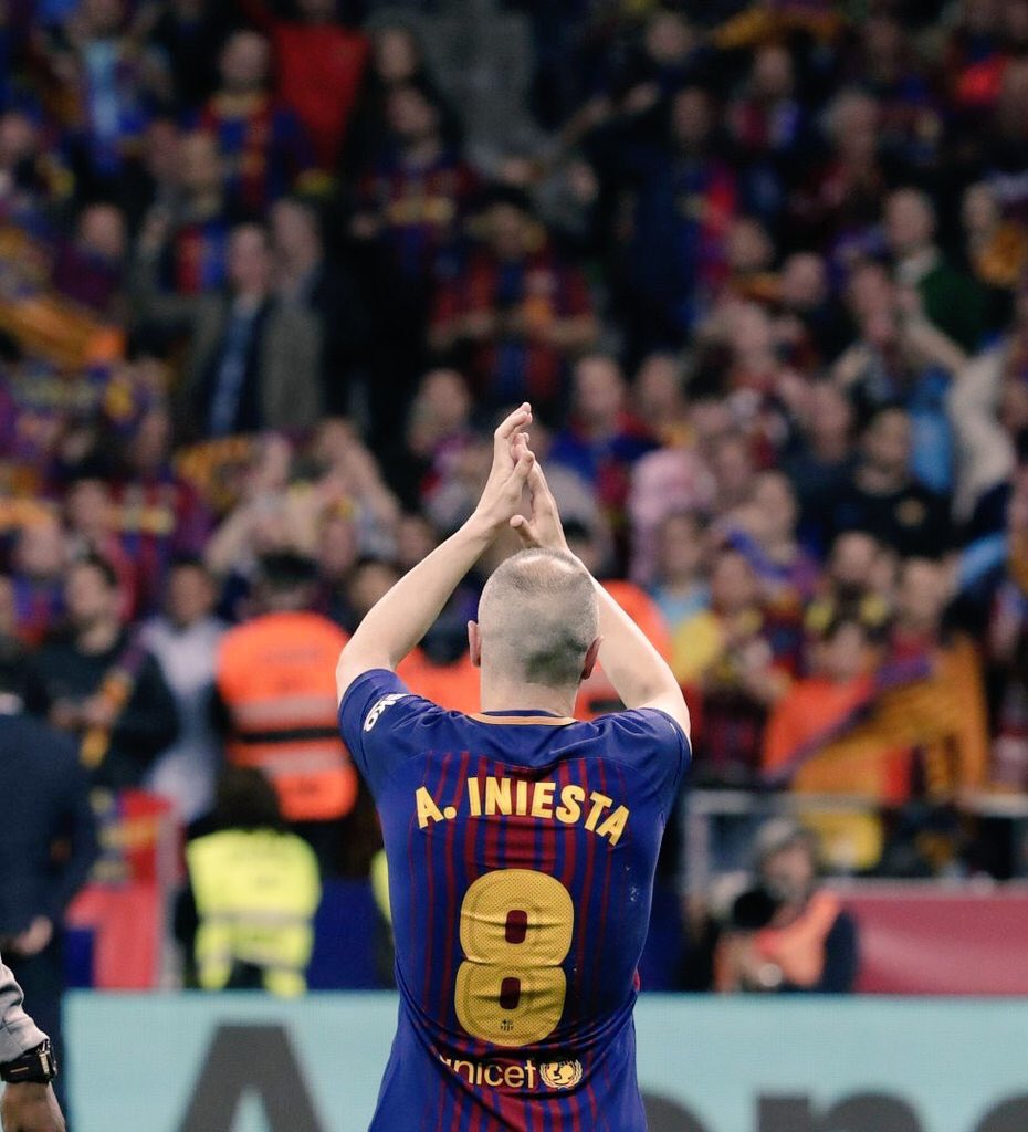__gaby95's tweet photo. GRACIAS GRACIAS @andresiniesta8 #AdiosIniesta #infinit8Iniesta https://t.co/E8p9yBQ5eO
