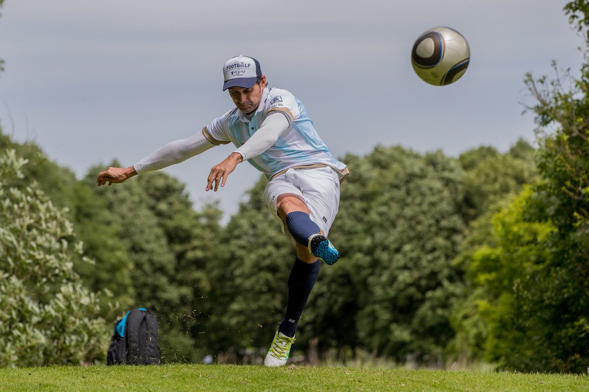 FootGolf Capital Cup Clinic | Powered by <a href="/Gulden/">Gulden</a> 

Een sportief netwerkbijeenkomst in het teken van FootGolf en de digitale betaalmiddel Gulden, op de finaledag van het internationale sportevenement de Capital Cup (Rhoon / Rotterdam): bit.ly/2KlG9qJ. #capitalcup #gulden