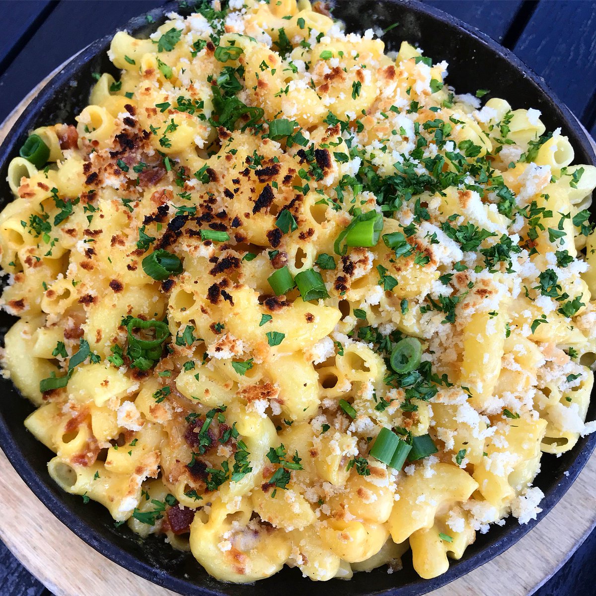 Mamason39's tweet photo. Sweet dreams are made of cheese. Mac and cheese that is. 🧀🧀 #mamason39 #mackys #macandcheese #huntingtonbeach https://t.co/SJvumeceoE