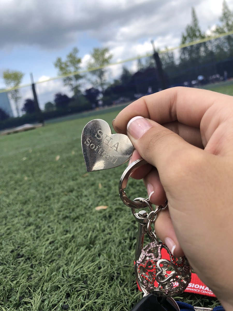 SHA Varsity Softball tweet media