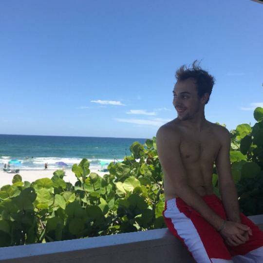 🙌 YASSS It's time for a great show ItsBrycieee🤗:WHY DO I ALWAYS CRAS https://t.co/1pU5Aa7mRA https://t<a href="/tag/pool"class="tags"><span>#pool</span></a>