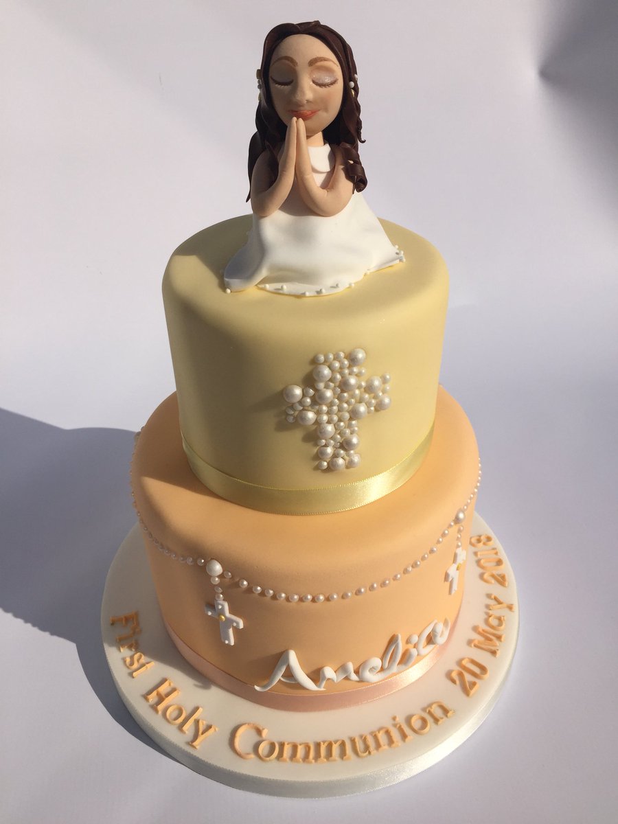 shapecake's tweet photo. It’s been a big day for Amelia, hope it all went well 💛 #firstholycommunioncake #firstholycommunion #cakecardiff https://t.co/J2ipg6i1YZ
