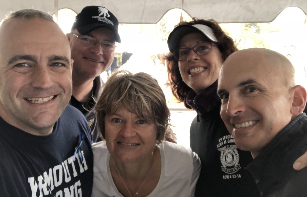 TRWhelan's tweet image. Photos from today’s @yarmouthpolice YPD Blue 5K. A great day with a whole lot of great people. (1/6)