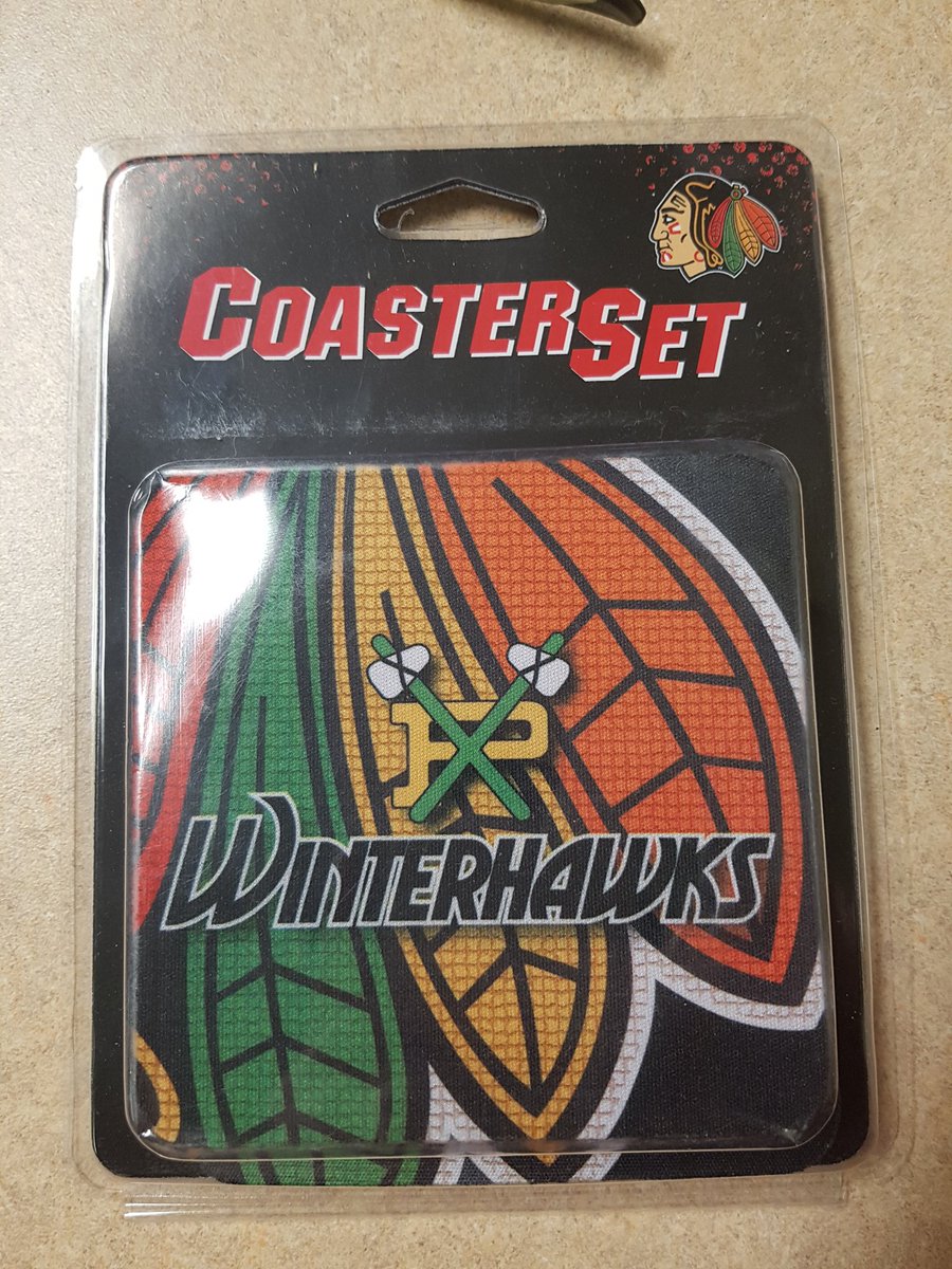 theclarksy's tweet photo. A little #pdx for the house thanks to the @MemorialCupFan @hawkeyblog https://t.co/7RmR2EbtIl